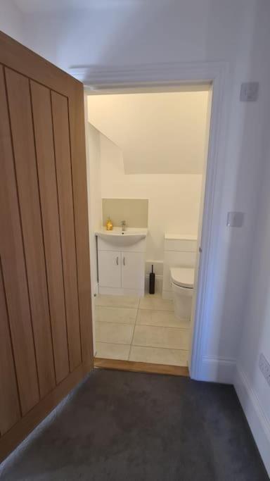 Stylish Georgian Apartment In An Ideal Location ノース・ウォルシャム エクステリア 写真